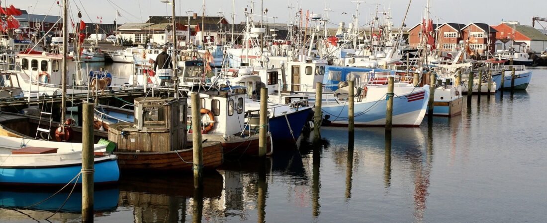 Gilleleje in solitaria: porto, fari e sentieri sul Kattegat
