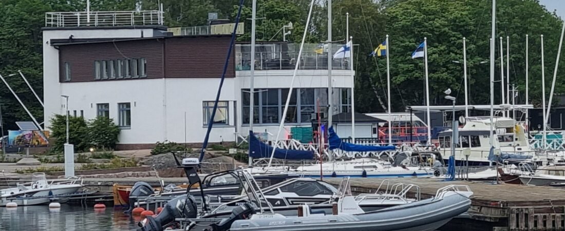 Hanko in solitaria: guida premium tra mare, fari e natura