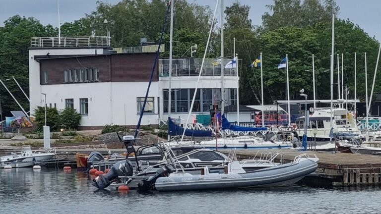 Hanko in solitaria: guida premium tra mare, fari e natura