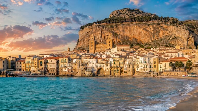 Cefalù in solitaria: il duomo normanno, la Rocca e le Madonie