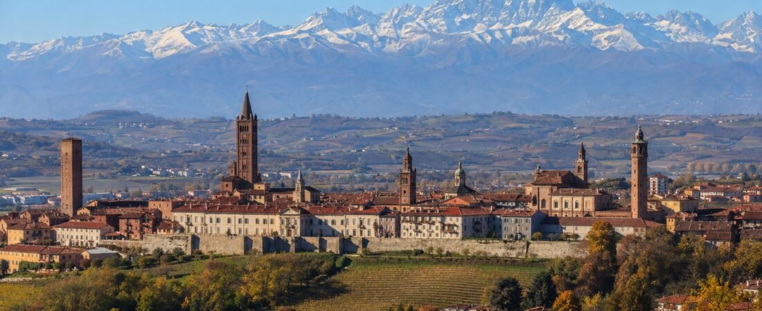 Saluzzo in solitaria: il marchesato ai piedi del Monviso