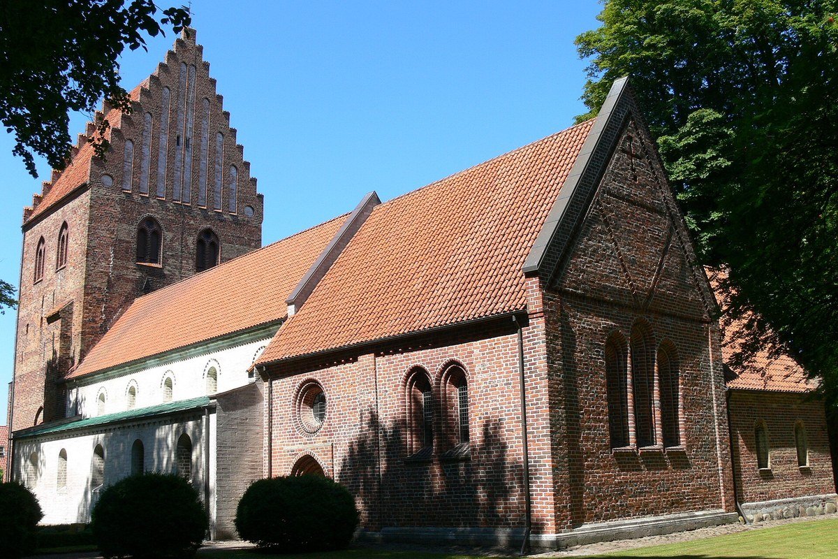 La chiesa di Stubbekøbing vista dall’esterno
