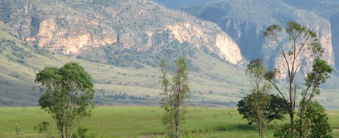 Isalo in solitaria: canyon, sentieri e paesaggi di pietra nel Madagascar sud-occidentale