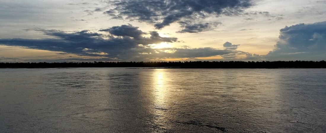 Kratie in solitaria: Mekong, pagode e campagne della Cambogia