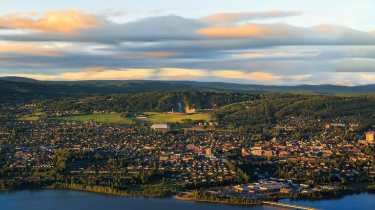 Lillehammer in solitaria: guida premium tra lago, musei e Olimpiadi