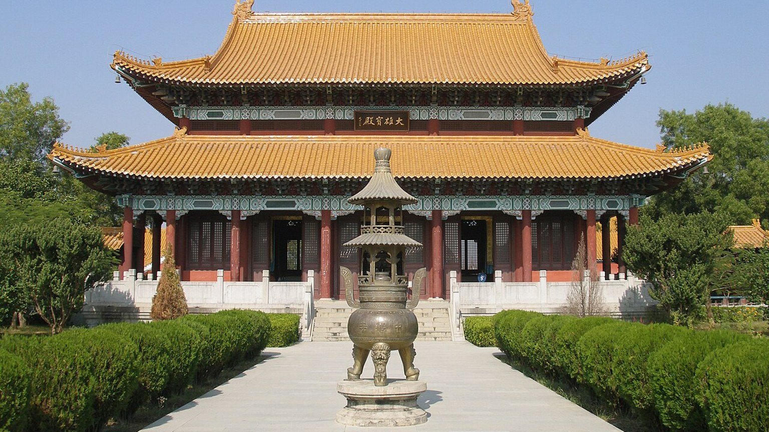 Lumbini in solitaria: templi, pace e memoria del Nepal