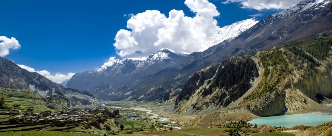Manang in solitaria: villaggi, montagne e Annapurna