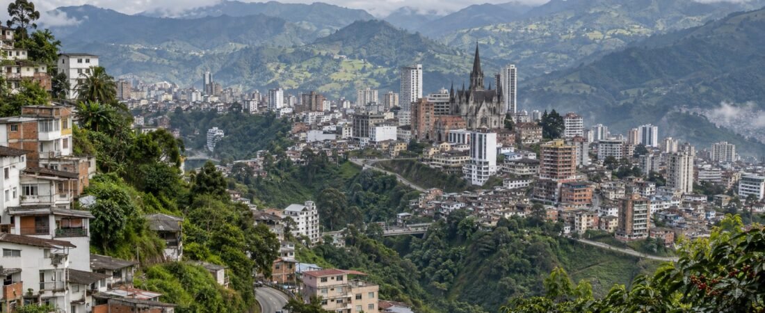 Manizales in solitaria: caffè, montagne e città verticale
