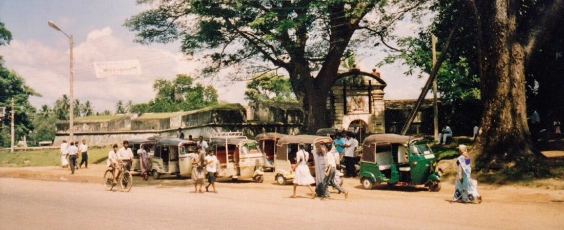 Matara in solitaria: fortezze, costa e vita del sud dello Sri Lanka