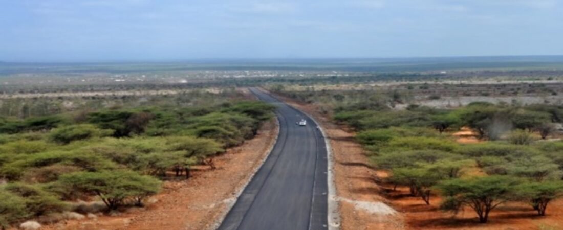 Moyale in solitaria: frontiera, strada e paesaggi del Kenya nord-orientale