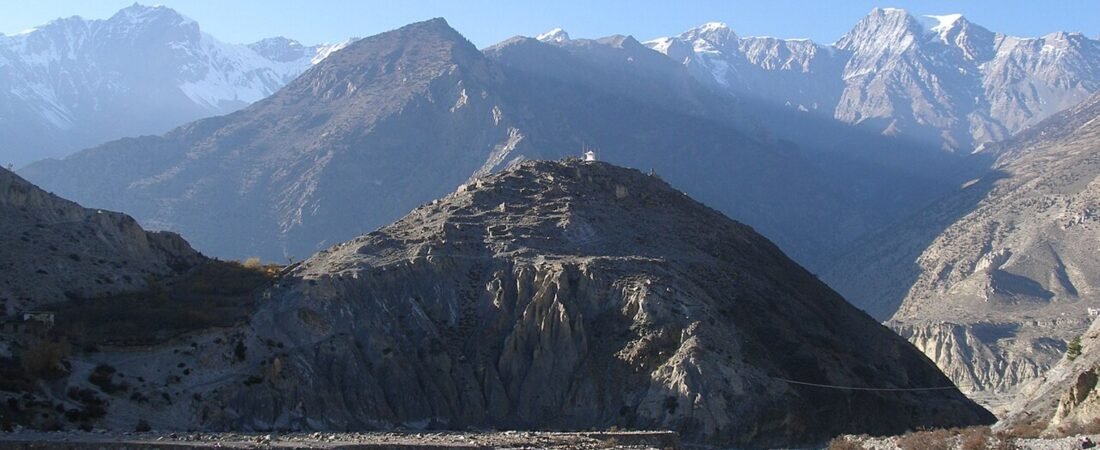 Mustang in solitaria: valli, villaggi e paesaggi himalayani del Nepal