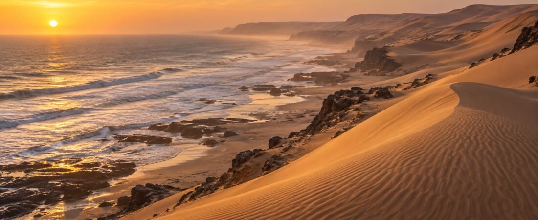 Nouakchott in solitaria: oceano, mercati e porta del Sahara