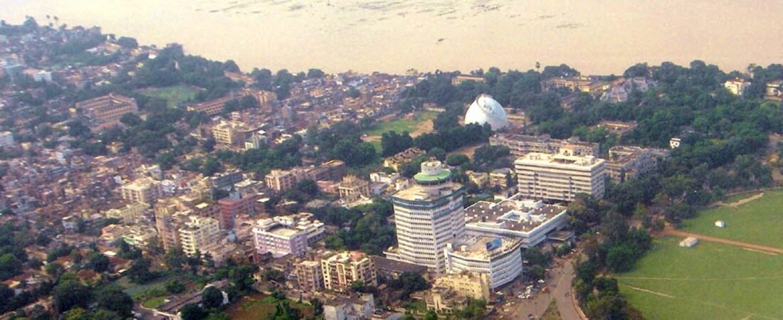 Patna in solitaria: musei, fiume e vita urbana del Bihar