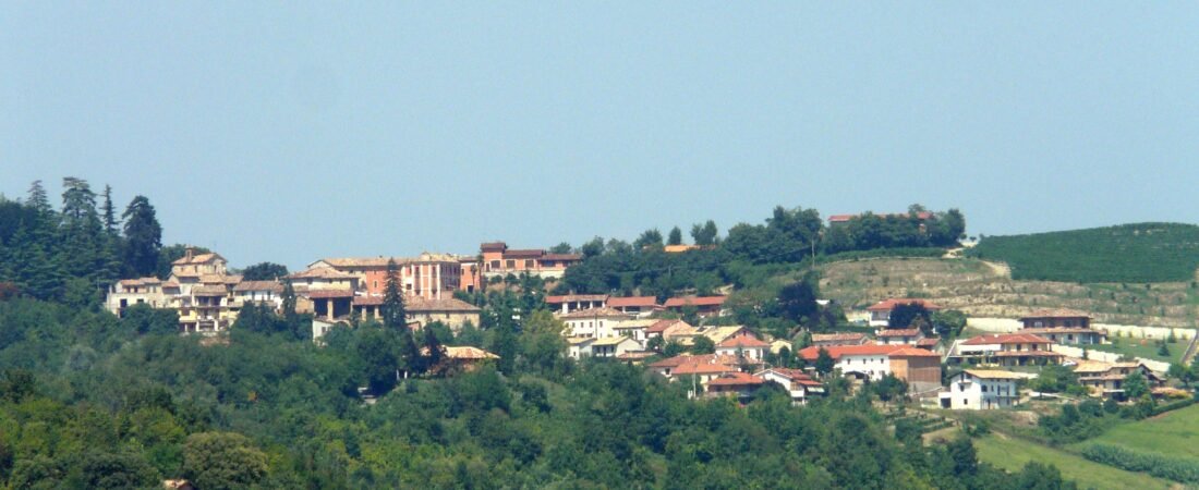 Ponzano Monferrato in solitaria: guida tra Castello di Ponzano e territorio