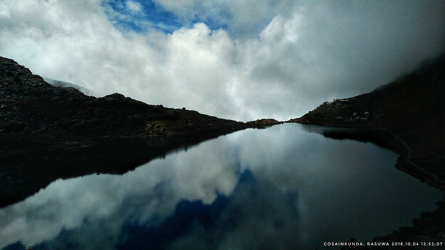 Rasuwa in solitaria: laghi, montagne e sentieri del Nepal