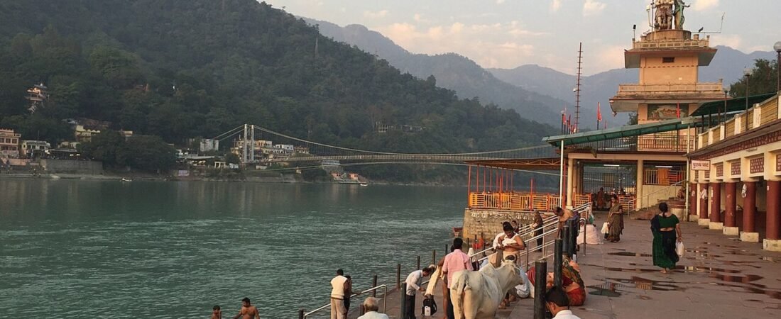 Rishikesh in solitaria: Gange, yoga e montagne dellu2019India