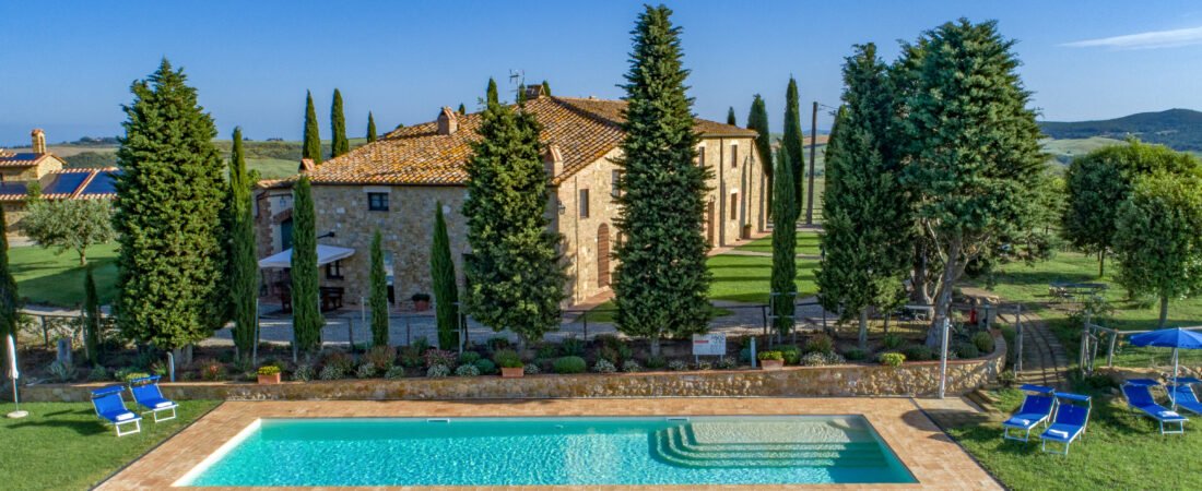 San Quirico d’Orcia in solitaria: guida tra V e territorio