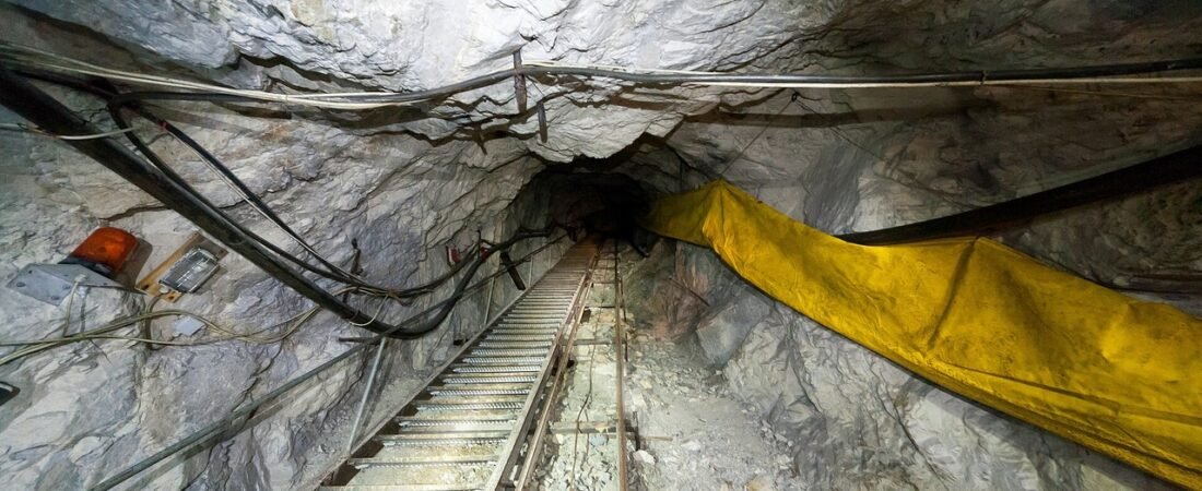 Schwaz in solitaria: argento, montagne e Tirolo autentico