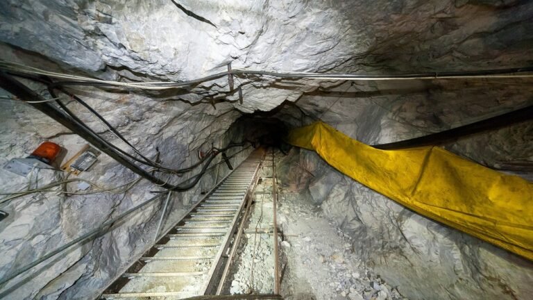 Schwaz in solitaria: argento, montagne e Tirolo autentico