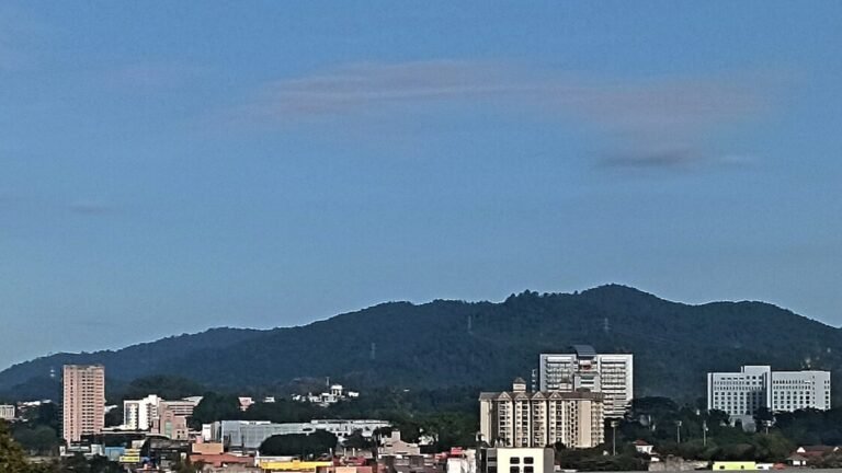 Seremban in solitaria: piazze, mercati e ritmo urbano della Malaysia