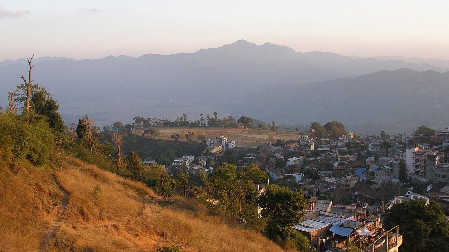 Tansen in solitaria: colline, tramonti e cultura del Nepal
