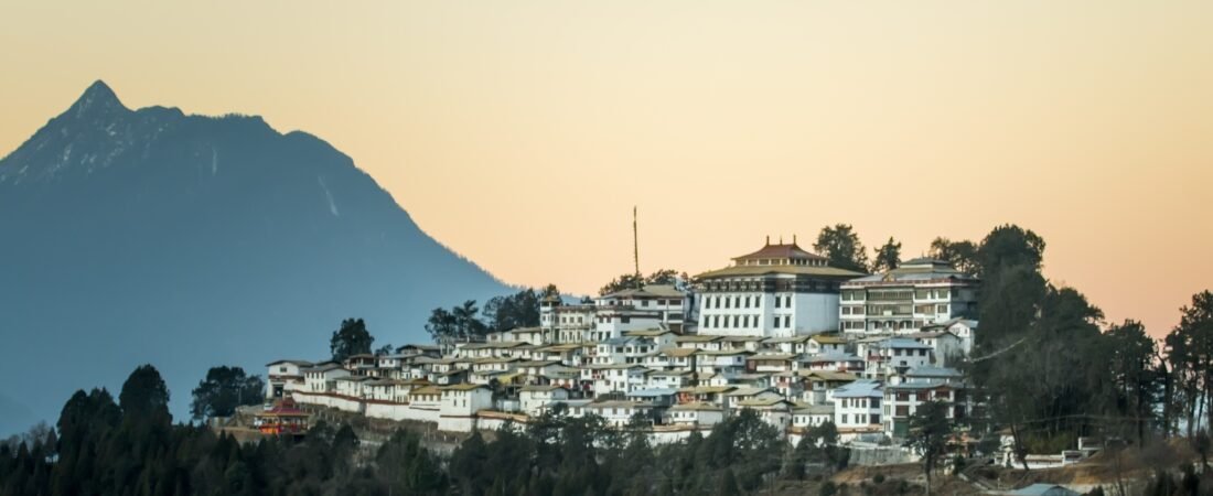 Tawang in solitaria: guida completa tra permessi e Himalaya
