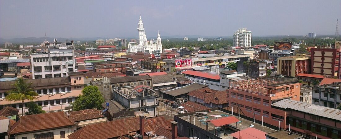 Thrissur in solitaria: templi, cultura e Kerala urbano