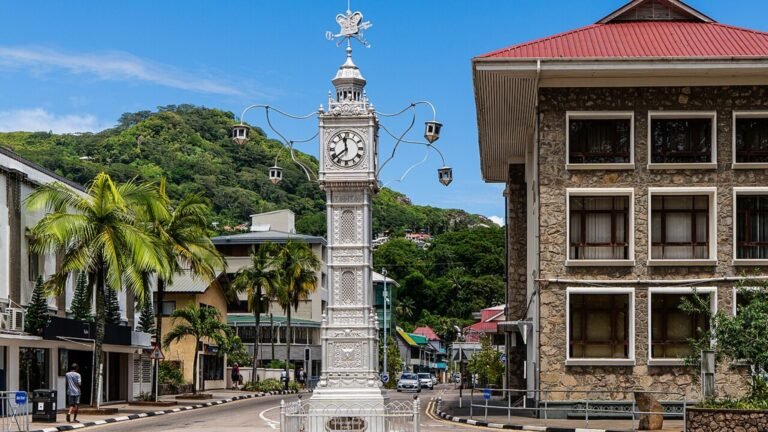 Victoria in solitaria: mercati, templi e ritmo creolo delle Seychelles