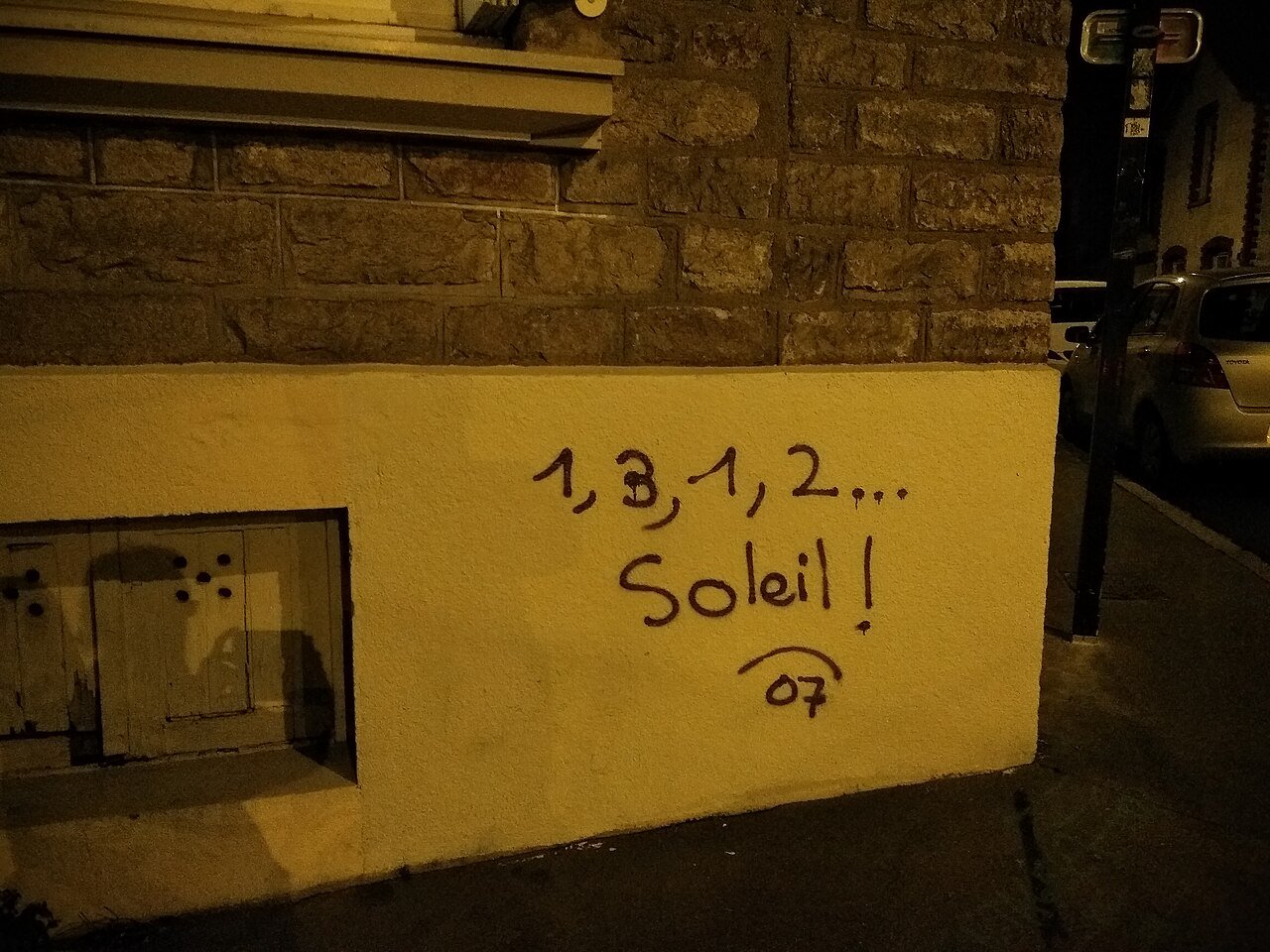 File:1,3,1,2... Soleil ! tag in Nantes (ACAB).jpg
