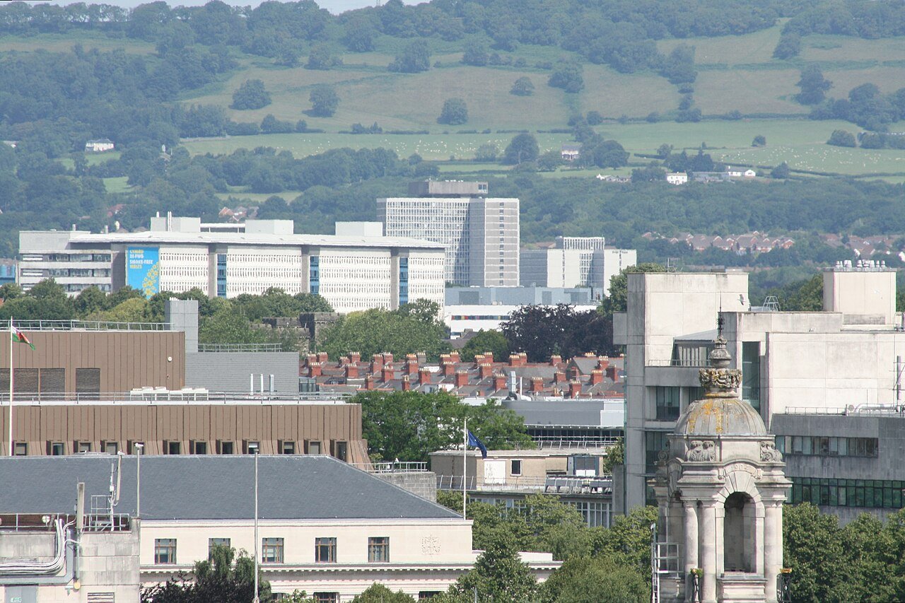 File:Cardiff (19773637566).jpg