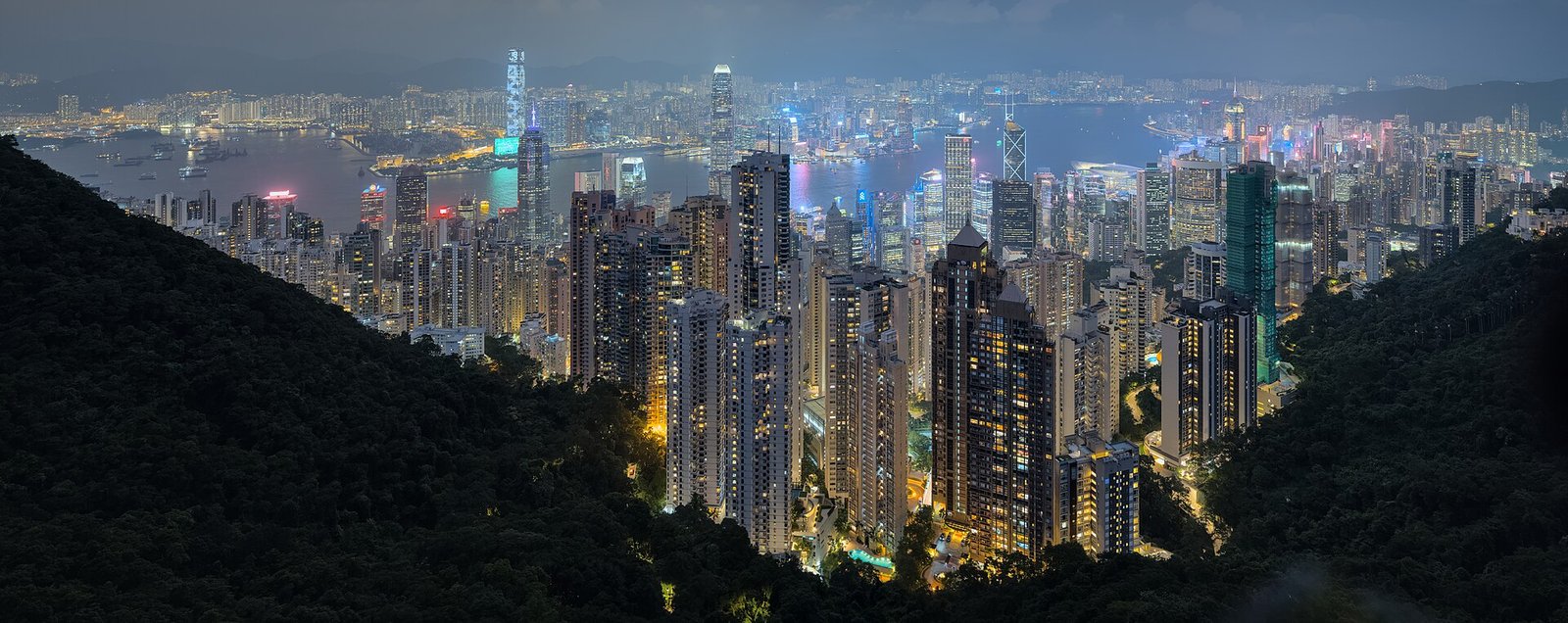 File:Panorama of Hong Kong Harbour from The Peak dllu.jpg