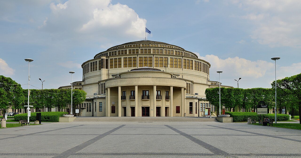 File:Wrocław - Jahrhunderthalle1.jpg